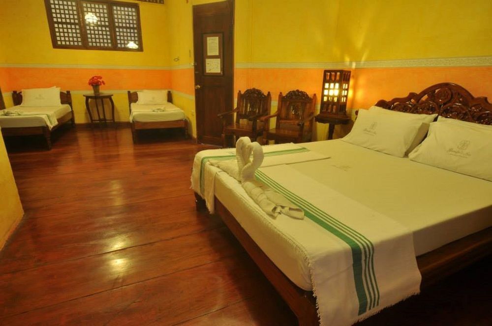 Zen Rooms Grandpa'S Inn Vigan Extérieur photo