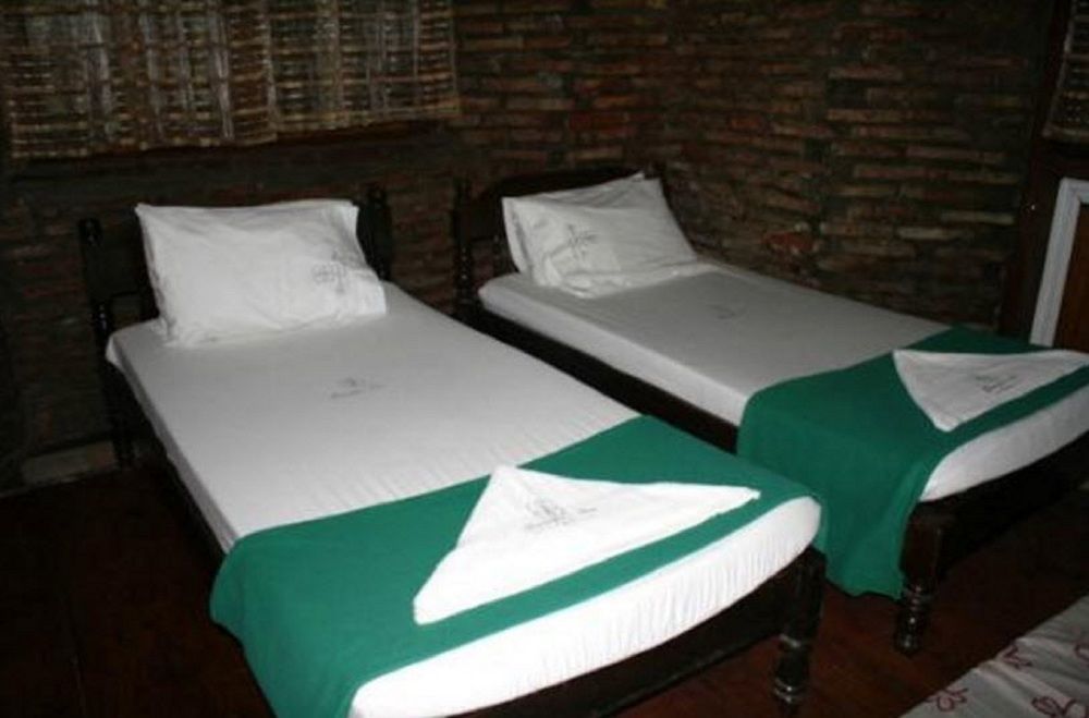 Zen Rooms Grandpa'S Inn Vigan Extérieur photo
