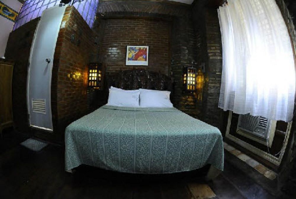 Zen Rooms Grandpa'S Inn Vigan Extérieur photo