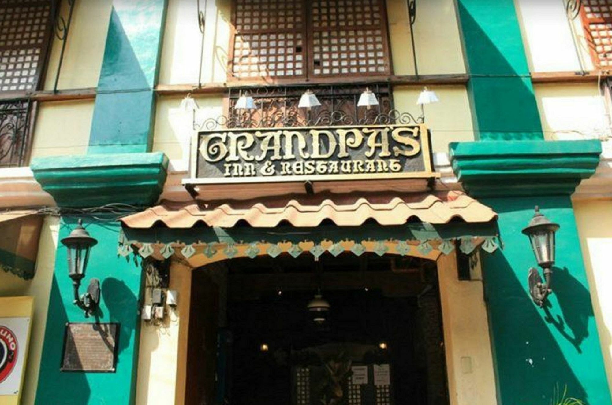 Zen Rooms Grandpa'S Inn Vigan Extérieur photo