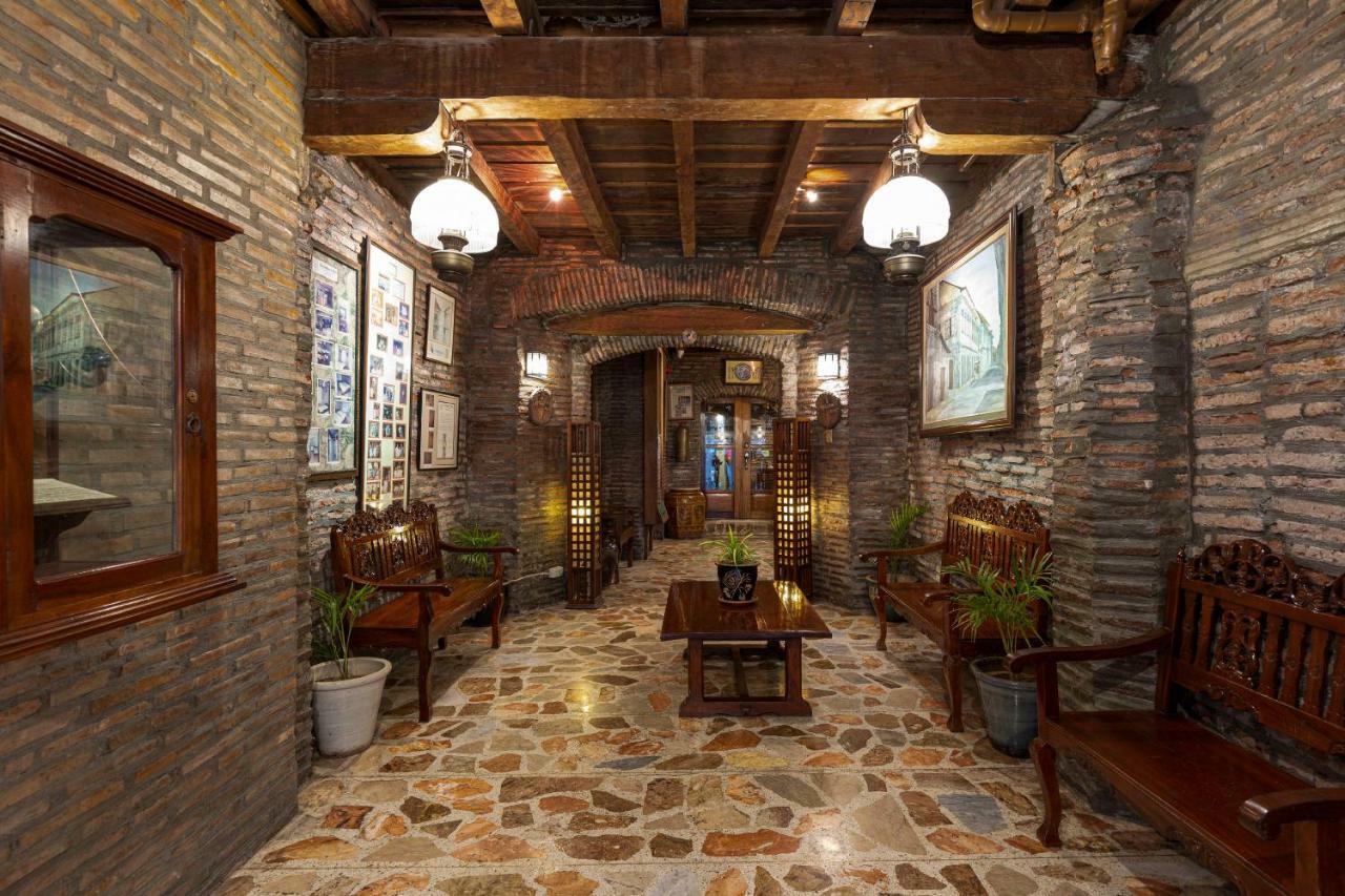 Zen Rooms Grandpa'S Inn Vigan Extérieur photo